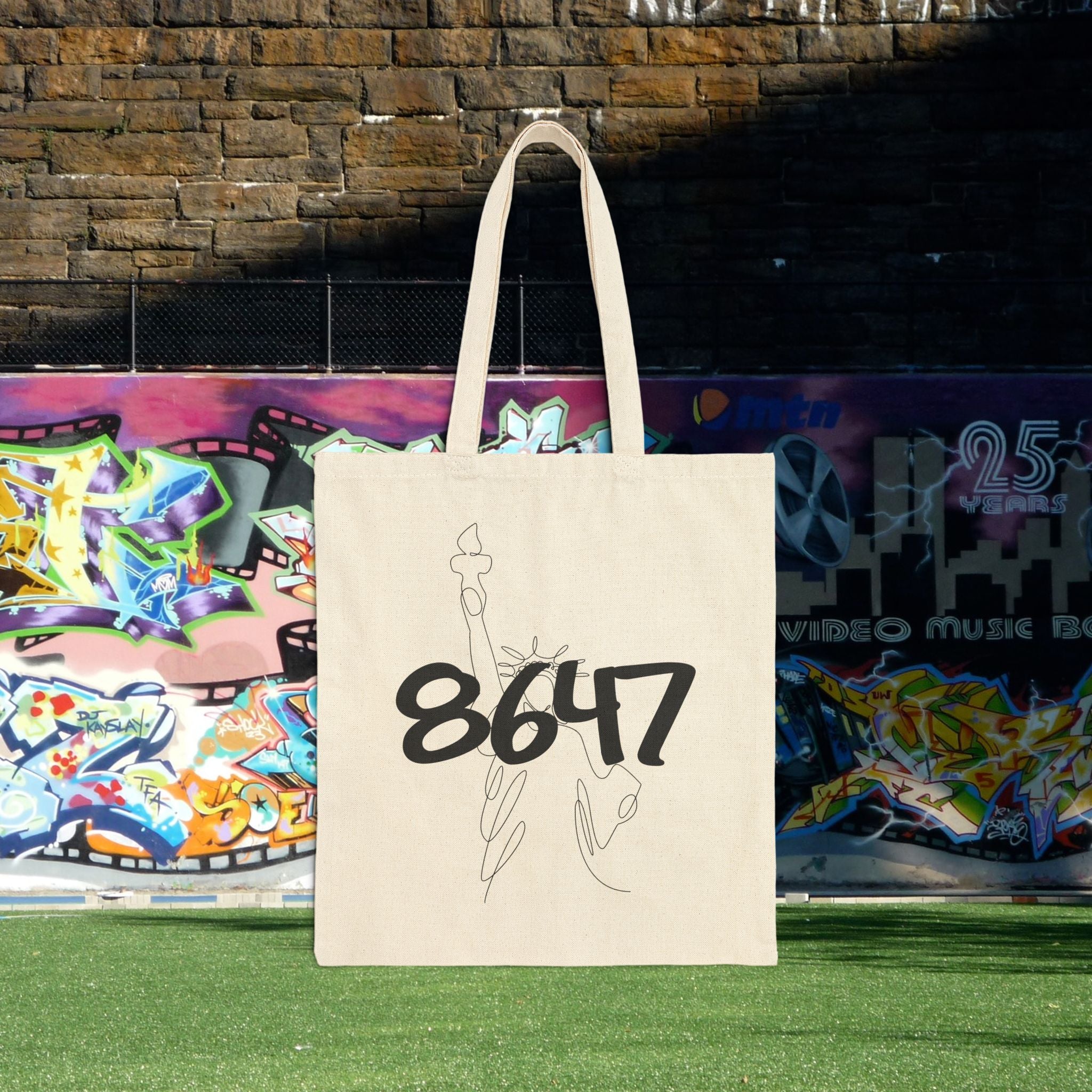 8647 Tote Bag